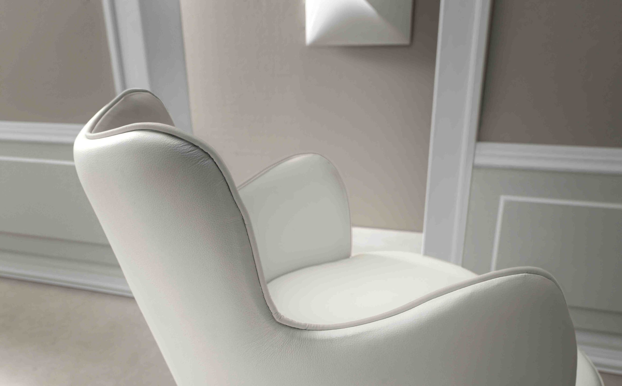 MINNIE-SGABELLO-4-scaled